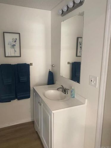 16 Titus Rd, Poughkeepsie NY  12603-1438 exterior