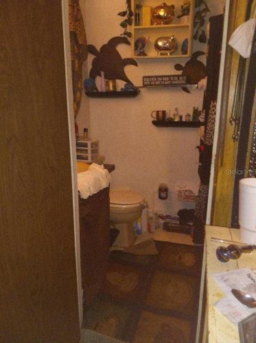 498 Leslie Dr, Daytona Beach FL  32127-6000 exterior