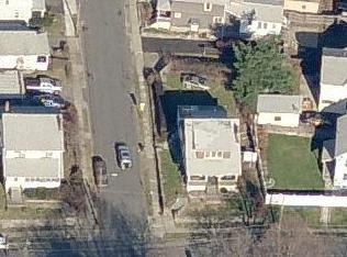 12 Hudson View Ter, Newburgh, NY 12550-3309