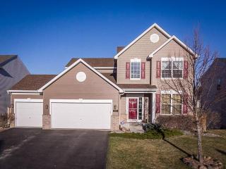 1811 Fescue Cir, Prior Lake, MN 55379-4598