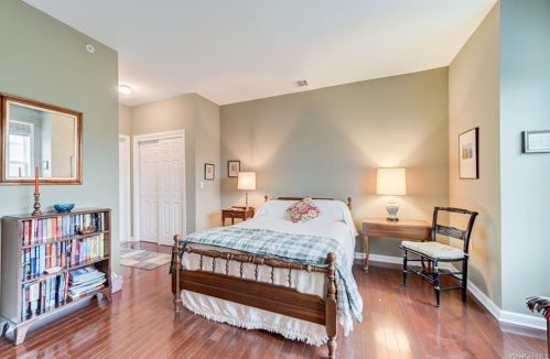 943 Tower Ridge Cir, Middletown NY  10941-2611 exterior