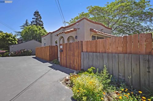 18448 Standish Ave, Hayward CA  94541-1323 exterior