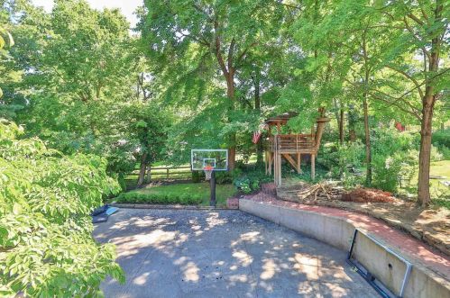 28 Pleasant Ridge Ave, Covington KY  41017-2812 exterior
