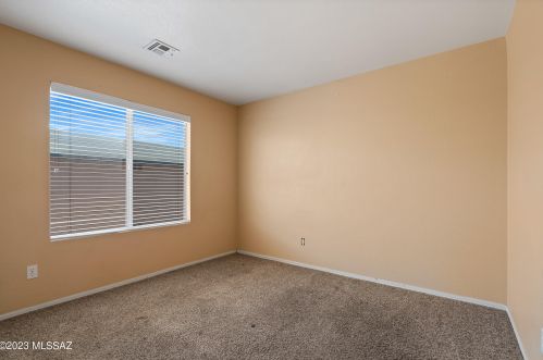 8761 Pomegranate St, Tucson AZ  85730-5735 exterior