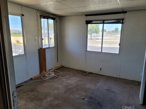 21601 Canyon Dr, Wildomar CA  92595-8133 exterior