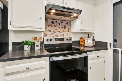 2804 Valley View Ave, West Covina CA  91792-3155 exterior