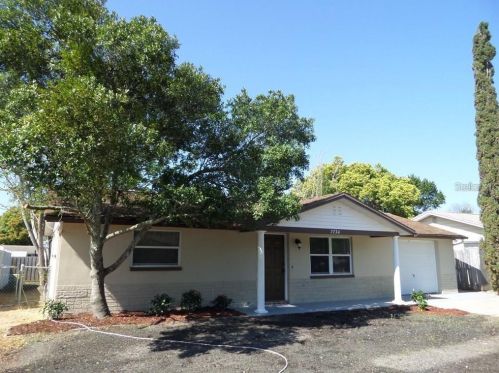 7734 Candle Dr, Port Richey, FL 34668-1063