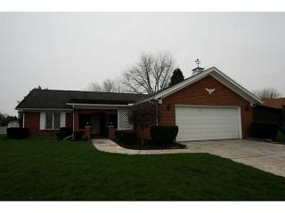 1911 Beckert Dr, Piqua, OH 45356-4403