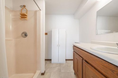 1047 Schooner Ln, Moore Haven FL  33471-8231 exterior