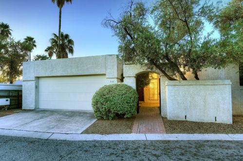 2538 Forgeus Pl, Tucson, AZ 85716-4752