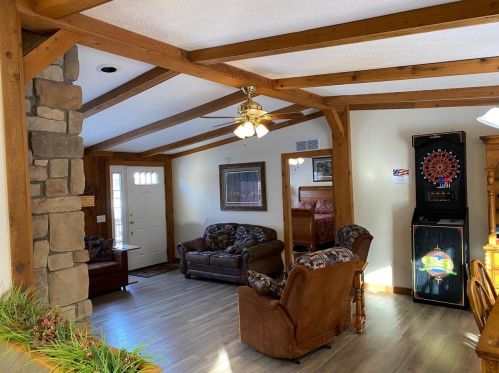 298 Berry Ln, Wisconsin Dells WI  53965-8360 exterior