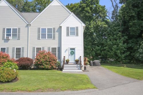 6 Lindsay Way, Groveland, MA 01834-1441