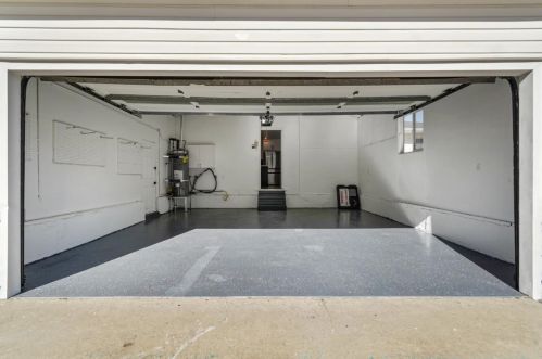 2980 Oakmont Dr, San Bruno CA  94066-1244 exterior