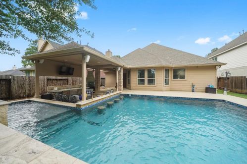8402 Silver Lure Dr, Humble, TX 77346-8128