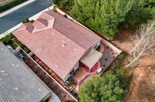 1562 Green Creek Trl, Beaumont CA  92223-7364 exterior