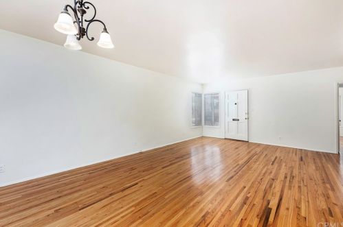 5619 Montair Ave, Lakewood, CA 90712-2050