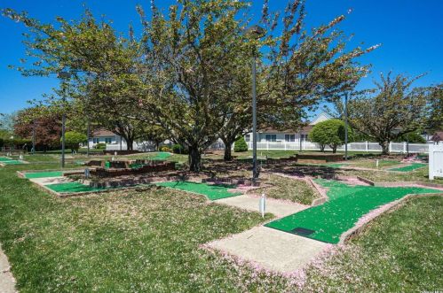 35 Standish Dr, Mount Sinai NY  11766-2621 exterior