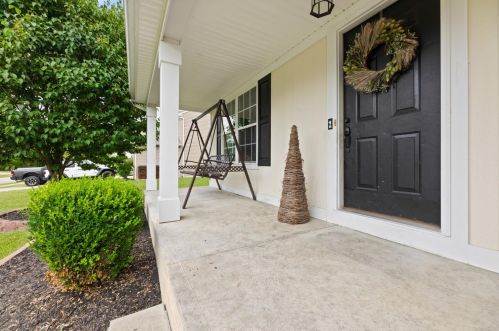 128 Zachary Dr, New Harmony, OH 45176-8234