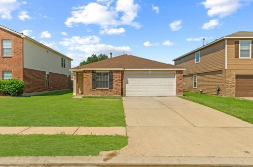 611 Hawthorne Pasture Rd, Richmond, TX 77471-6076
