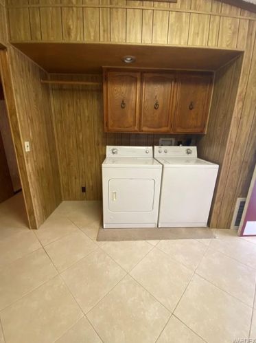 1081 Zircon Ave, Bullhead City, AZ 86442-7033