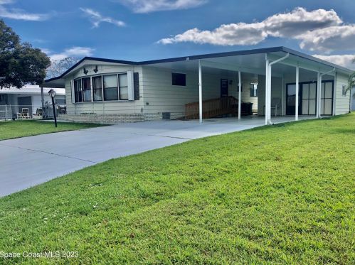 939 Thrush Cir, Sebastian, FL 32976-7524
