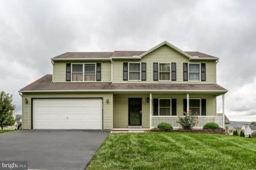 320 Big Spg Rd, Etters PA  17319-9313 exterior
