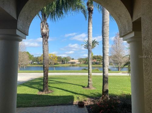 1306 Oxbridge Dr, Lutz, FL 33549-9325