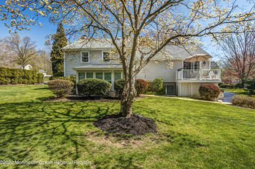 361 Dwight Rd, Middletown NJ  07748-3074 exterior