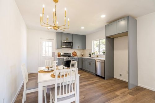 5127 Lindsey Ave, Pico Rivera CA  90660-2732 exterior