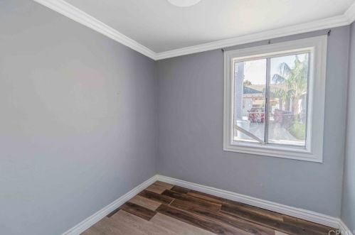129 69th Way, Long Beach CA  90805-1237 exterior
