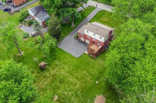 107 Highland Dr, Canonsburg, PA 15317-2707