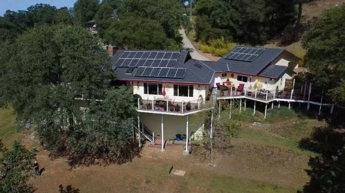 18883 Hummingbird Dr, Lake Wildwood CA  95946-9694 exterior