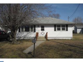 146 Cornell Rd, Pennsville, NJ 08070-2422