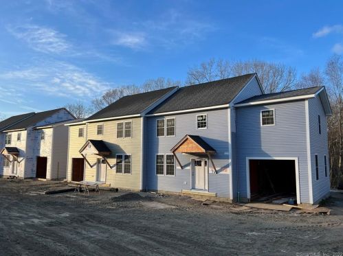 203 Winding Hollow Rd, Groton, CT 06340-6240