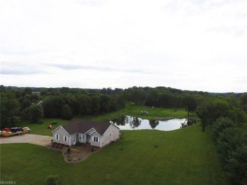 13918 Ravenna Ave, Alliance, OH 44601-9736