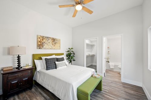 553 68th St, San Diego CA  92114-4414 exterior