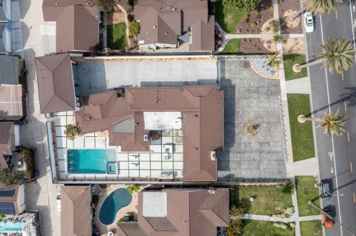 3841 Pacific Ave, Long Beach CA  90807-3227 exterior