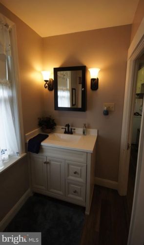 9 16th St, Camp Hill PA  17011-4801 exterior