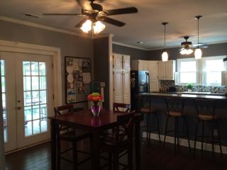 131 Glendale Ave, Concord, NC 28025-3654