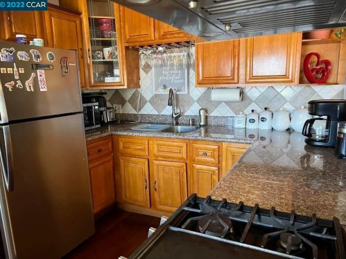 29 Delta Dr, West Pittsburg, CA 94565-1412