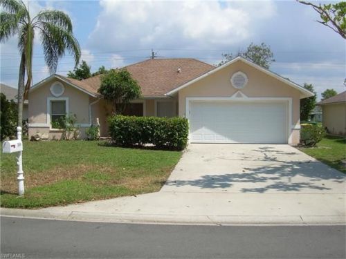 3604 Kent Dr, Naples, FL 34112-3738