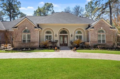 10248 Paradise Valley Dr, Conroe, TX
