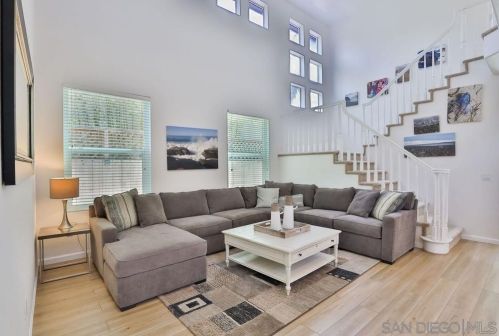 4373 Corte De La Fonda, San Diego, CA 92130-2126