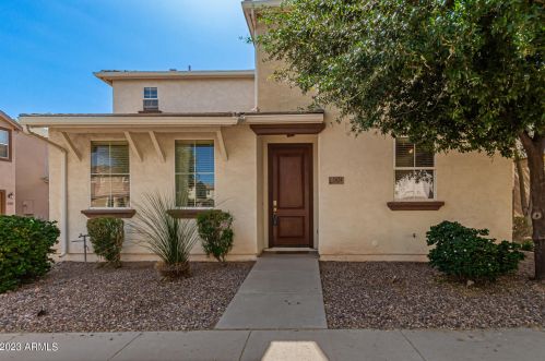 1624 Chatsworth, Mesa AZ  85209-7777 exterior