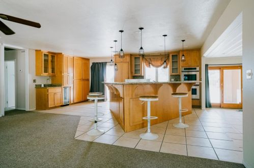 4640 Mesa Dr, Valley Home, CA 95361-9324