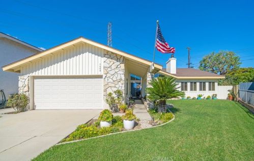 1640 Carnelian St, Anaheim, CA 92802-2416
