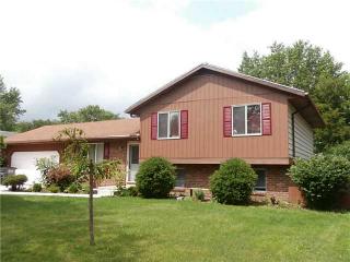2118 Westedge Dr, Toledo, OH 43614-2055