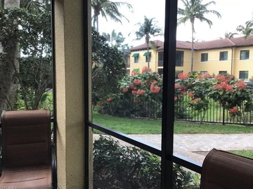 1005 Sandpiper St, Naples, FL 34102-0616