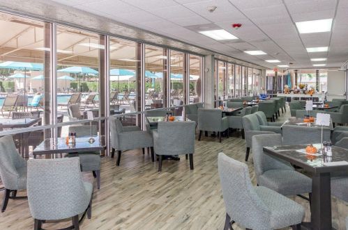 160 Lk Meryl Dr, West Palm Beach FL  33411-3396 exterior