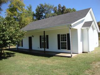 630 Flat Rock Rd, Murfreesboro, TN 37130-7302